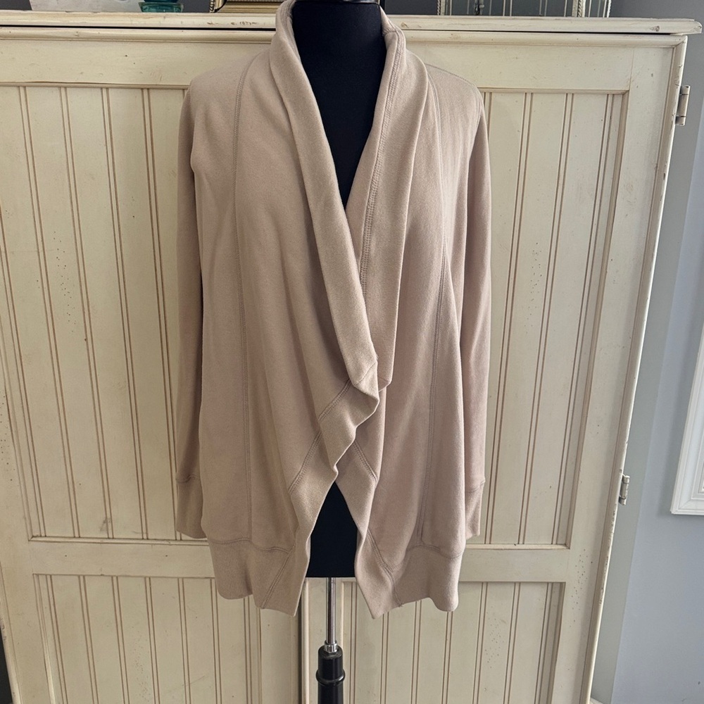 Abercrombie & Fitch Women's Cream Drape Cardigan